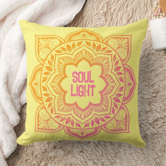 Amaya Mandala Personalized Throw Pillow クッション (ブランケット)