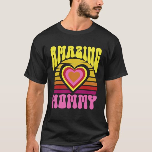 Amazing Mommy Cute Sunset Hearts Mother s Day Retr Tシャツ (正面)