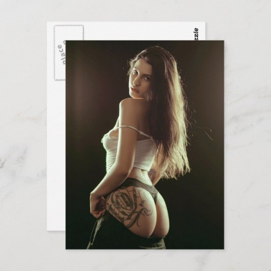Amazing Tattooed美しいランジェリーのモデル写真 ポストカード (正面/裏面)
