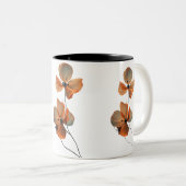 Amber Whisper Petals in the Dark Quiet Bloom Ember ツートーンマグカップ (正面右)
