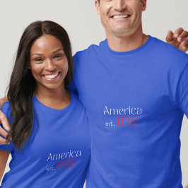 America 250 Birthday est 1776 Typography Blue Tシャツ