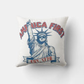 AMERICA FIRST - Est. 1776 クッション (裏面)