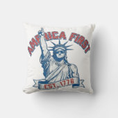 AMERICA FIRST - Est. 1776 クッション (正面)