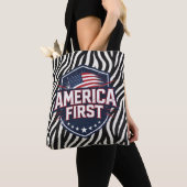 America First - Zebra Print - Tote トートバッグ (クローズアップ)