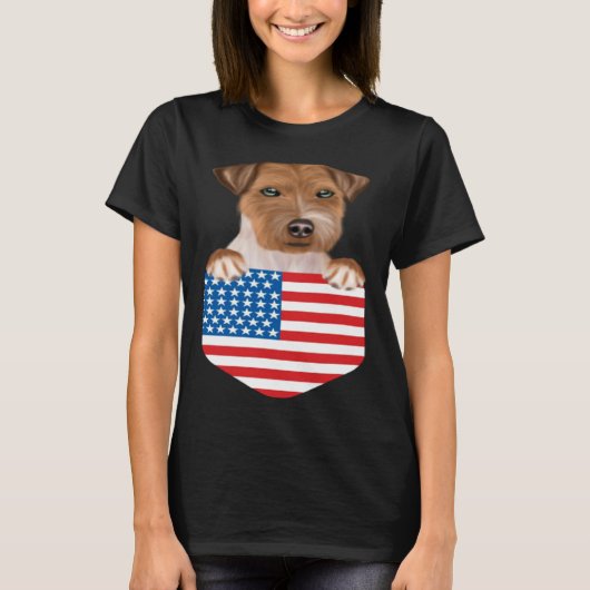 America Flag Russell Terrier Dog In Pocket Tシャツ (正面)