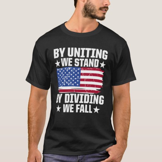 America Patriotic By Uniting We Stand By Dividing  Tシャツ (正面)