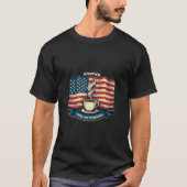  “America Runs on Coffee and Complaints” Tシャツ (正面)
