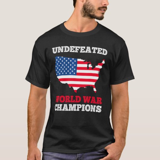 America Undefeated World War Champions Us Flag 4th Tシャツ (正面)