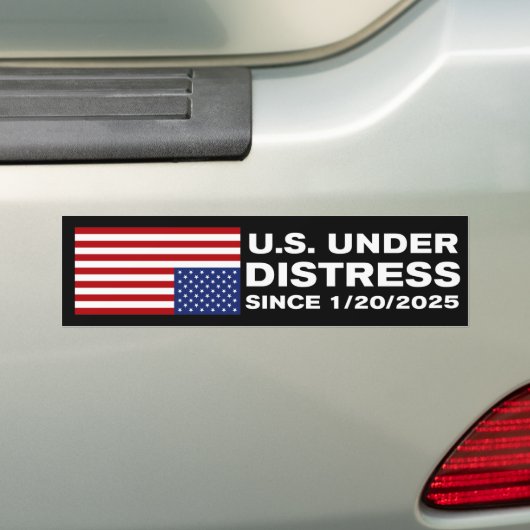 America Under Distress Anti-Trump バンパーステッカー (車上)