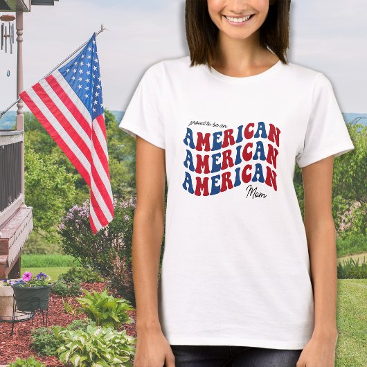 AMERICAN 誇りを持った Mom Red Blue Patriotic 4Of July Tシャツ