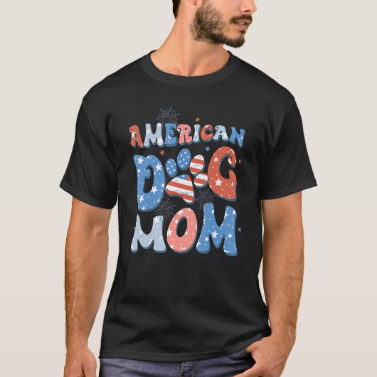 American 4th Of July Dog Mom Retro Groovy Dog Paw  Tシャツ (正面)