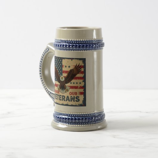 American Eagle Honor Our Veterans ビールジョッキ (正面左)