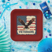 American Eagle Honor Our Veterans Paper Plates ペーパープレート (パーティー)