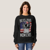 American Flag Best Dog Mom Ever Treeing Walker Coo スウェットシャツ (正面フル)
