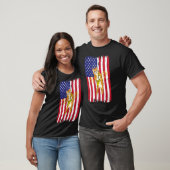 American Flag Cat Playing Saxophone Cat Tシャツ (ユニセックス)