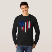 American Flag Heart 4th of July Patriotic USA Flag Tシャツ (正面フル)