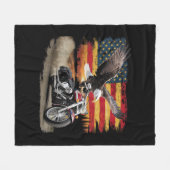 American Flag Motorcycle Tshirt USA Flag Biker Ret フリースブランケット (正面(横))