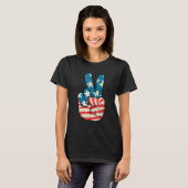 American Flag Peace Sign Hand 4th of July Patrioti Tシャツ (正面フル)