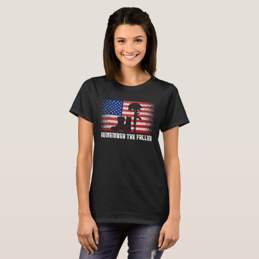 American Flag Remember The Fallen Veteran's Day Me Tシャツ (正面フル)