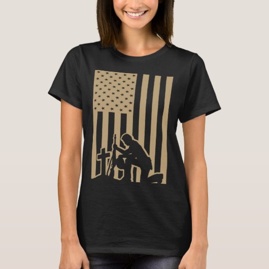 American Flag Soldier Memorial Day Patriotism Tシャツ (正面)