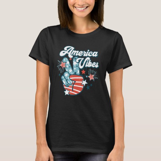 American Flag USA 4th of July Independence Day Pat Tシャツ (正面)
