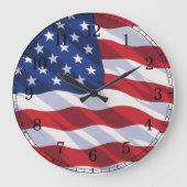 American Flag Wall Clock — Waving Flag Design ラージ壁時計 (正面)