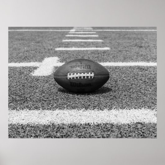 American Football on Field Black and White Sports ポスター (正面)