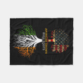 American Grown Irish Roots Ireland And Usa Flags  フリースブランケット (正面(横))