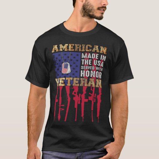 American Made In The USA Served With Honor Veteran Tシャツ (正面)