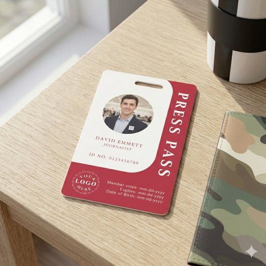 American Red Media Pass with Photo and QR Code バッジ