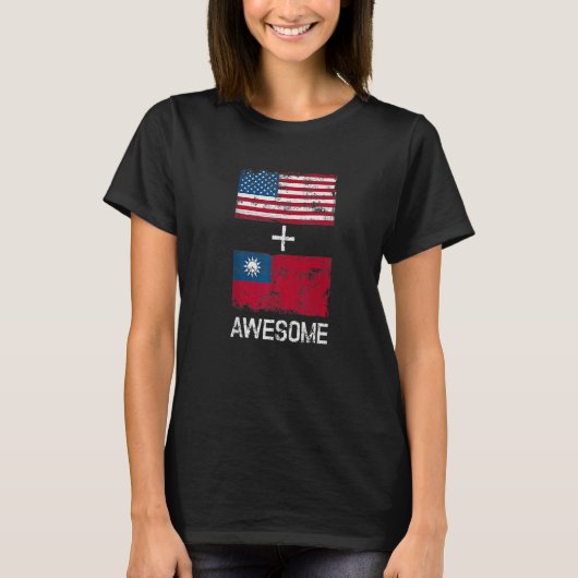 American + Taiwanese Awesome Usa And Taiwan Flags  Tシャツ (正面)