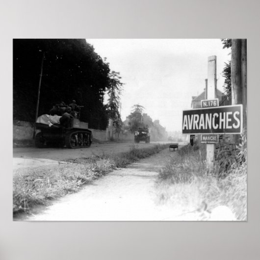 American Tanks in Avranches France World War II ポスター (正面)