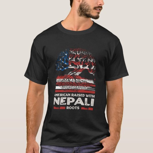 American with Nepali Roots Patriotic Nepal Patriot Tシャツ (正面)