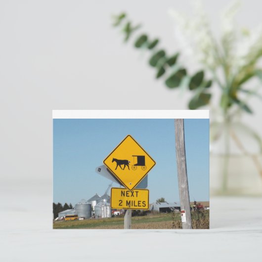 Amish Bugggie Crossing Sign Post Card ポストカード (スタンド正面)