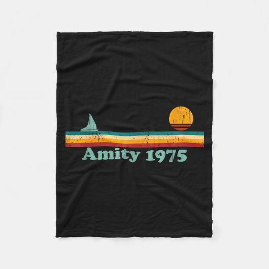 Amity 1975 Retro Sailboat And Sunset Design Idea  フリースブランケット (正面)