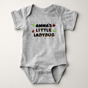 Amma's Little Ladybug – かわいい ベビーボディスーツ