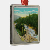 Ammonoosucの眺めは滝を下げます メタルオーナメント (右)