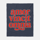 Amor vincit omnia フリースブランケット (正面)