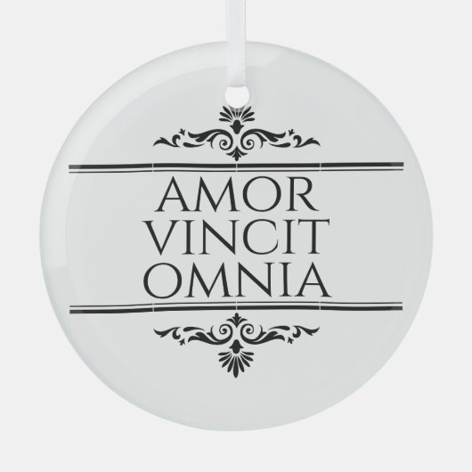 Amor Vincit Omnia Love Combers All Latin Phrases ガラスオーナメント (正面)