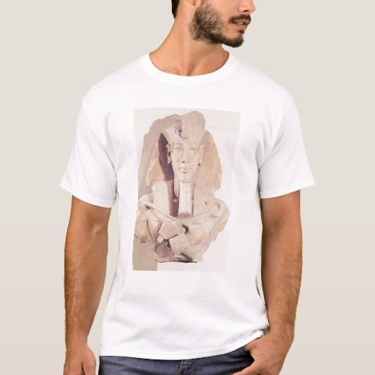 Amunの寺院からのAmenophis IVのバスト Tシャツ (正面)