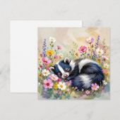 An Adorable Skunk Napping in Flowers (正面/裏面)