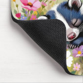 An Adorable Skunk Napping in Flowers Personalized マウスパッド (コーナー)
