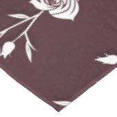 An Arrangement  Of Minimalist Single Line Roses  テーブルクロス (アングル)