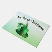 An Irish Touch Leprechaun Clove Hat in Grass ドアマット (アングル)