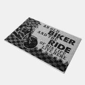An Old Biker And The Ride Of His Life ドアマット (アングル)