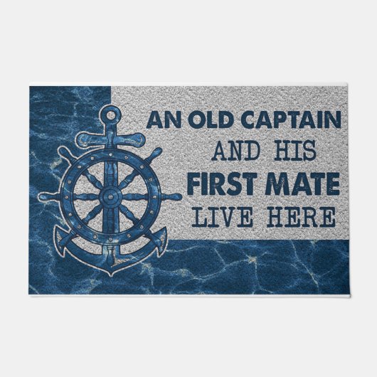 An Old Captain And His First Mate Live Here ドアマット (正面)