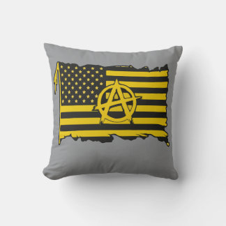 Anarcho-Capitalist Flag USA Black & Gold flag クッション