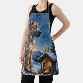 Anatolian Shepherd Dog Guarding Nativity Scene エプロン (インサイチュ)