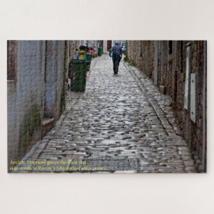Ancient Cobblestone Street of Rovinj Croatia Large ジグソーパズル