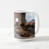 ancient medieval church コーヒーマグカップ (正面右)